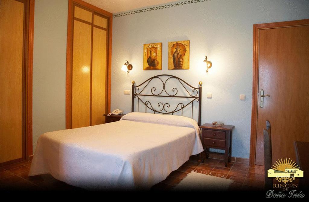 Hotel Rincón de Doña Inés Villanueva de la Condesa Esterno foto